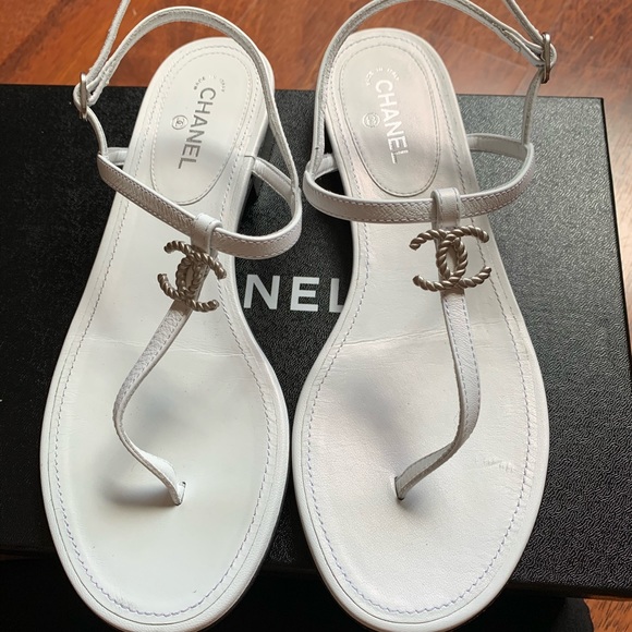 chanel thong sandals